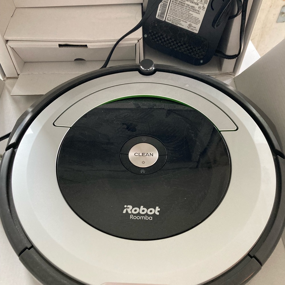 Roomba 690